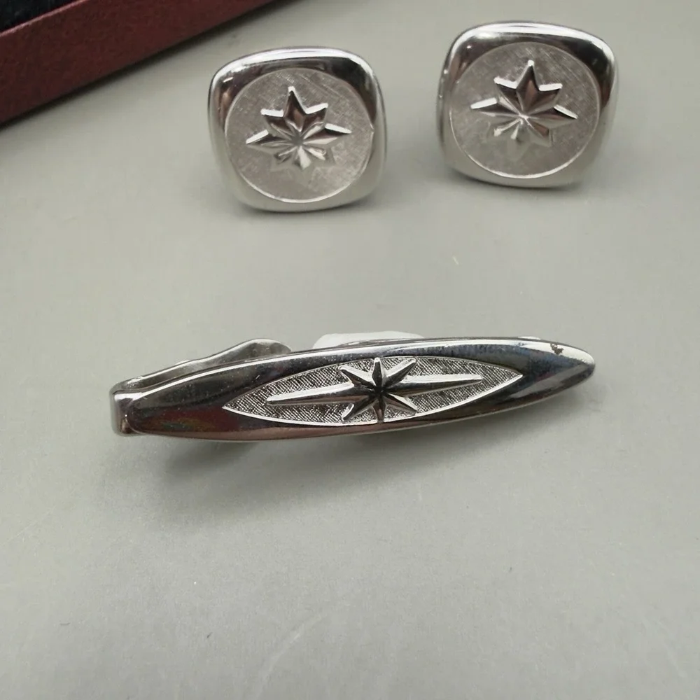 Swank Cufflinks Tie Clip Set Silver Tone Starburst Textured Mens Jewelry Boxed